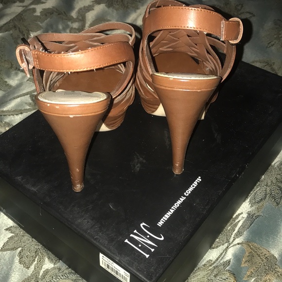 Sandals Heels - Picture 3 of 6